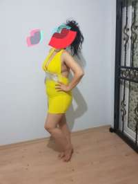 Benzersiz Mersin Gecelik Escort: Tutkunun Adı, Elif