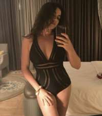 Mersin Gecelik Escort Kızınızın Cazibesine Kapılma Zamanı
