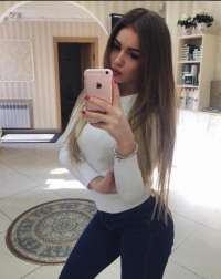 Mersin Saatlik Escort: Göz Kamaştırıcı Güzelliğiyle Büyüleyen Bayan