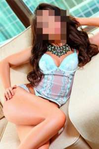 Yeni Mersin Gecelik Escort: Şehrin Göz Alıcı Güzeli